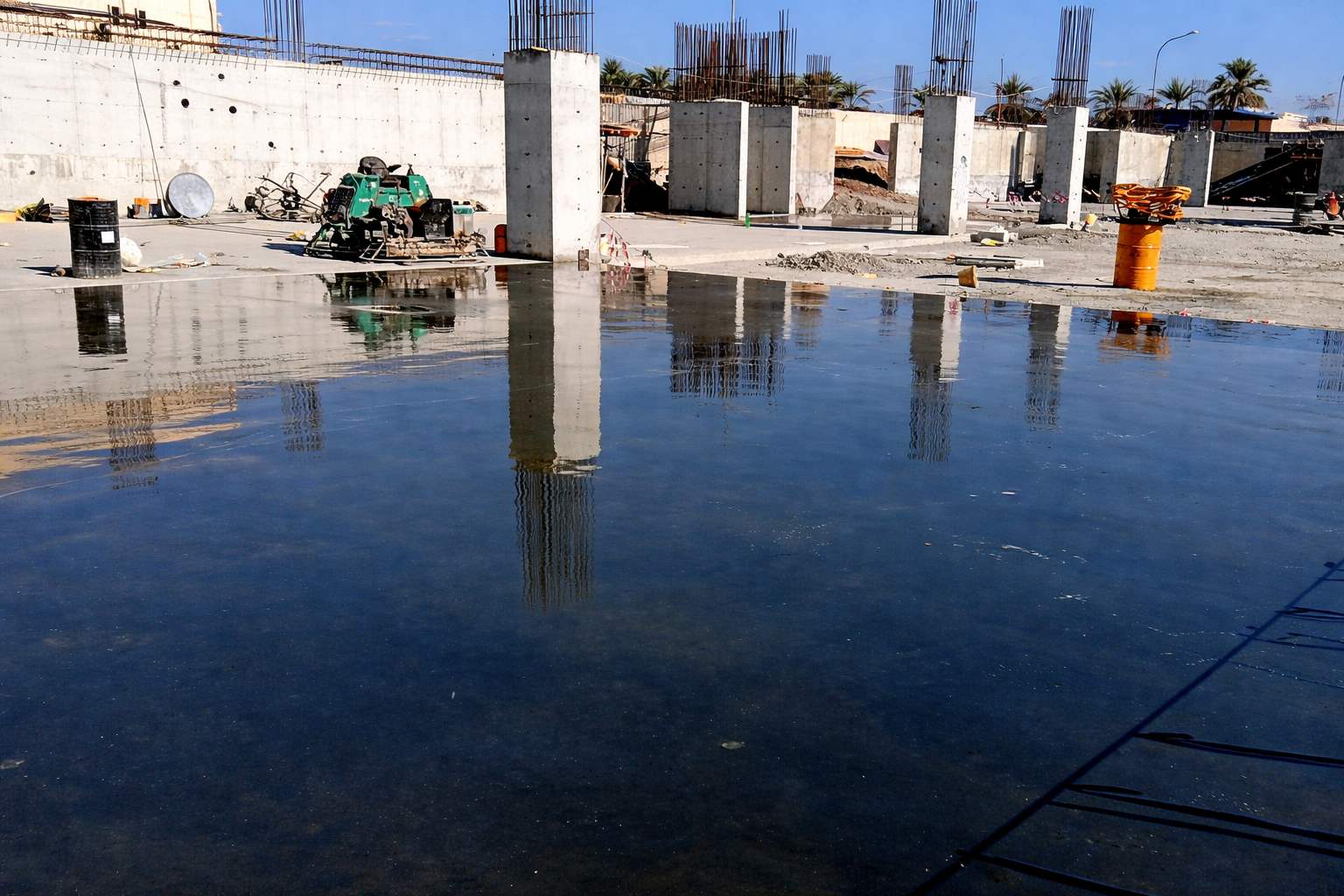 Large scale industrial concrete flooring