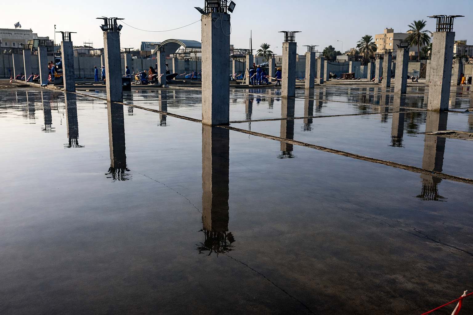 Large scale industrial concrete flooring
