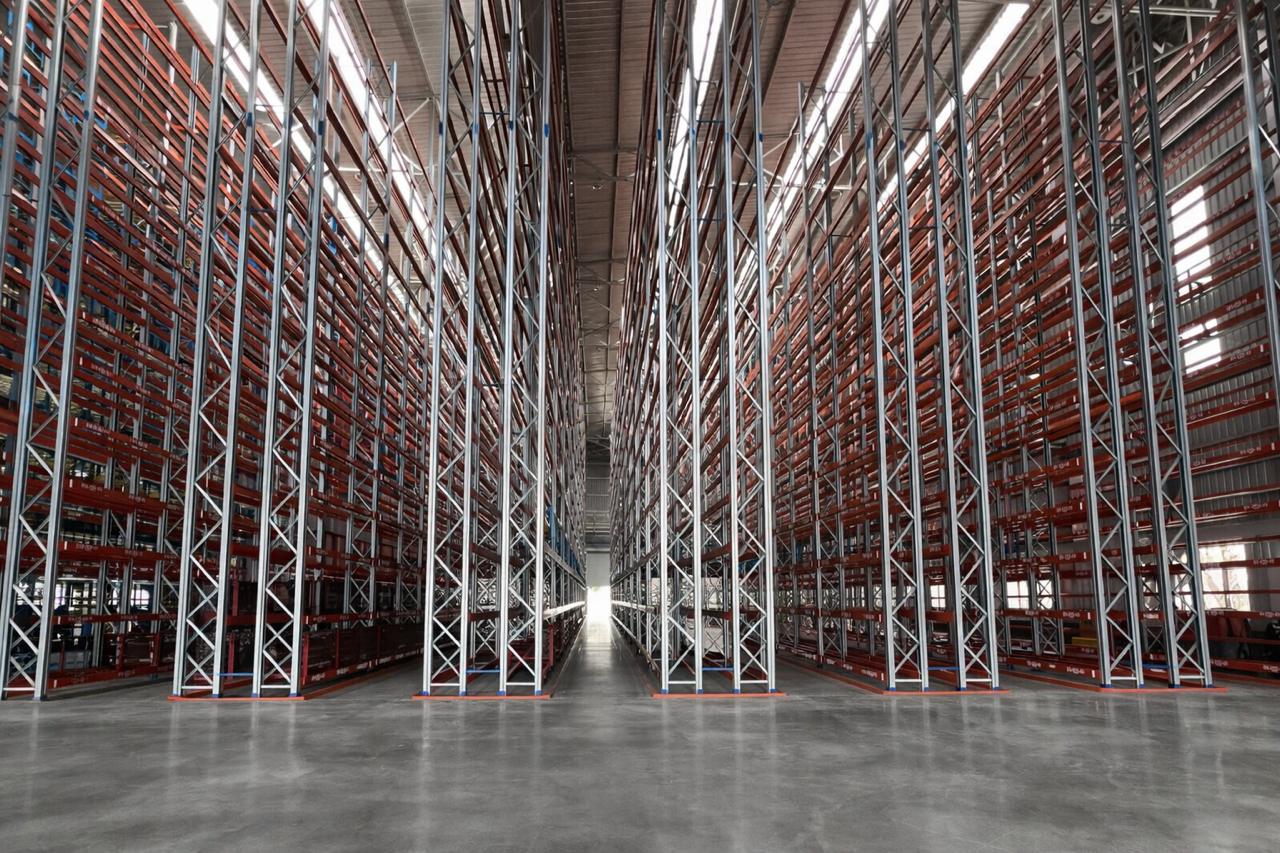 Night concreting industrial flooring project